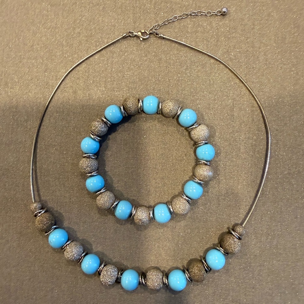 Turquoise Bead Necklace and Bracelet Set - Fashion Jewelry
